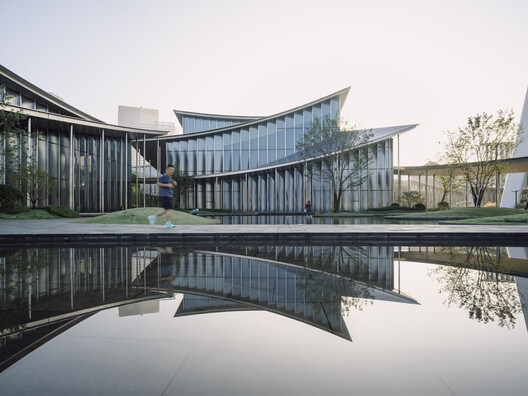 Suzhou Museum of Contemporary Art Opens as BIG's First Completed Art Museum Suzhou Museum of Contemporary Art Opens as BIG's First Completed Art Museum - Image 14 of 38