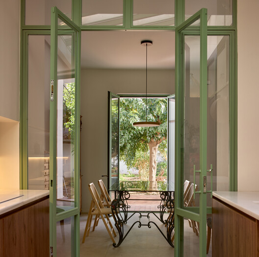 The Doctor’s House / Jose Costa The Doctor’s House / Jose Costa - Interior Photography, Dining room, Wood, Glass, Lighting, Door, Chair