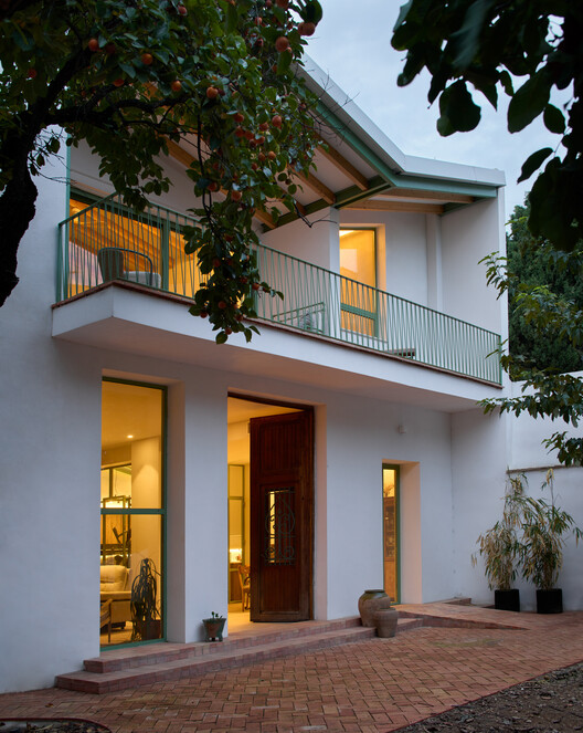 The Doctor’s House / Jose Costa The Doctor’s House / Jose Costa - Exterior Photography, Balcony, Door, Concrete