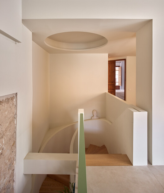 The Doctor’s House / Jose Costa The Doctor’s House / Jose Costa - Image 19 of 35