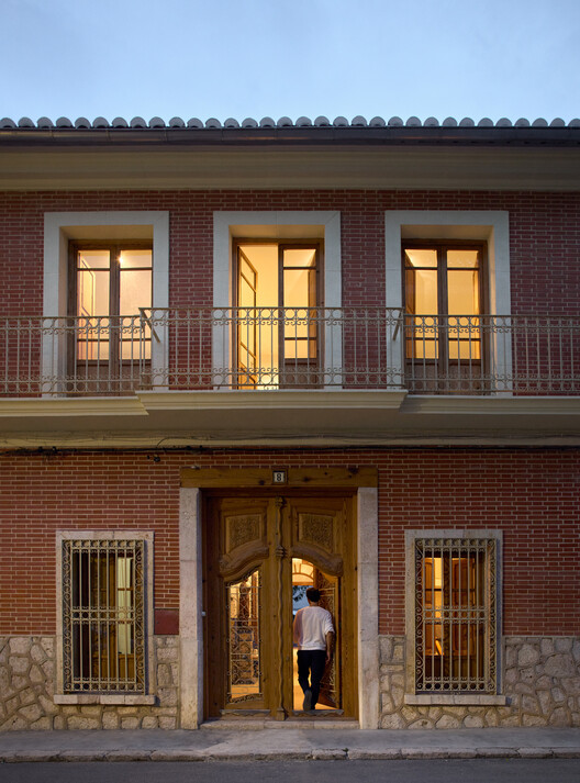 The Doctor’s House / Jose Costa The Doctor’s House / Jose Costa - Exterior Photography, Wood, Facade, Brick, Door, Balcony