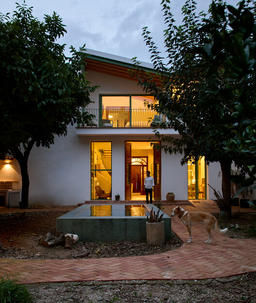 The Doctor’s House / Jose Costa The Doctor’s House / Jose Costa - Exterior Photography, Door, Balcony