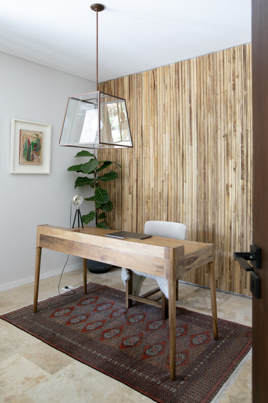 Casa MDL / Estudio Maria Strada Casa MDL / Estudio Maria Strada - Interior Photography, Dining room, Wood, Table, Lighting, Chair