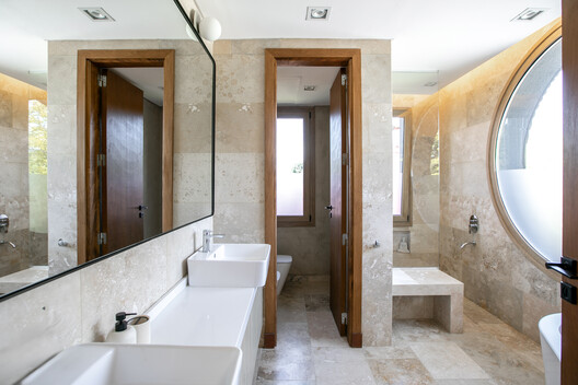 Casa MDL / Estudio Maria Strada Casa MDL / Estudio Maria Strada - Interior Photography, Bathroom, Wood, Lighting, Sink