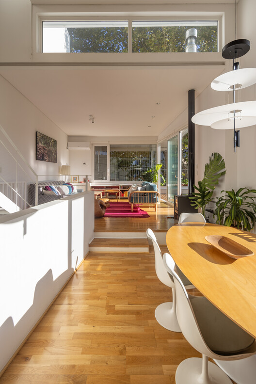 Paroissien House / Veronica Gilotaux Paroissien House / Veronica Gilotaux - Interior Photography, Wood, Table, Chair, Lighting, Glass