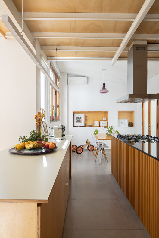Paroissien House / Veronica Gilotaux Paroissien House / Veronica Gilotaux - Interior Photography, Kitchen, Countertop, Wood, Lighting
