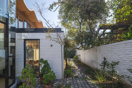 Los Navegantes House / María Catalina Picon Meleda + Alberto Browne Cruz Los Navegantes House / María Catalina Picon Meleda + Alberto Browne Cruz - Exterior Photography