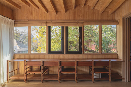 Los Navegantes House / María Catalina Picon Meleda + Alberto Browne Cruz Los Navegantes House / María Catalina Picon Meleda + Alberto Browne Cruz - Interior Photography, Wood, Glass, Chair, Beam
