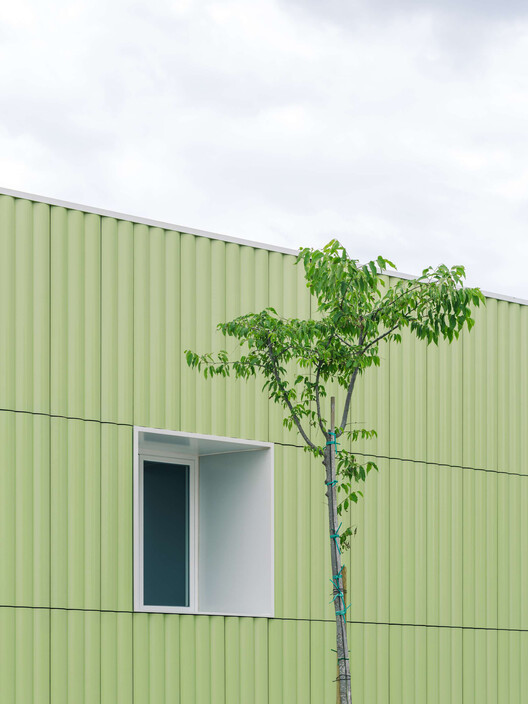 El Poli / MEII ESTUDIO - Exterior Photography