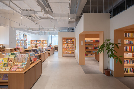 PAGEONE Bookstore at Wuxi Park Station / llLab. - Interior Photography, Shelving