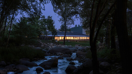Aranya Wuling Mountain - Sean Canteen / llLab. Aranya Wuling Mountain - Sean Canteen / llLab. - Image 28 of 45