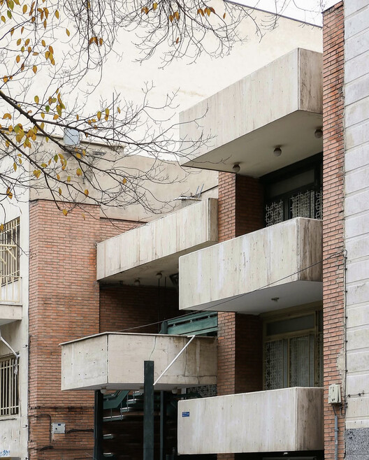 Modern Remnants: Calque Studio and the Race Against Tehran's Architectural Erasure Modern Remnants: Calque Studio and the Race Against Tehran's Architectural Erasure - Image 13 of 20