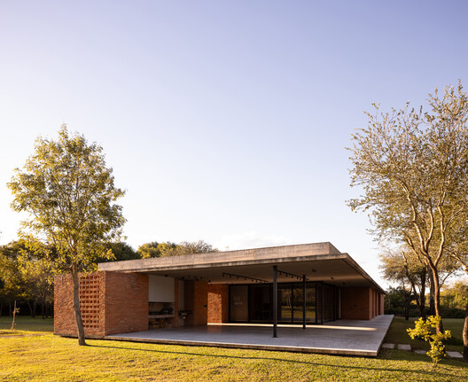 Perichón House / ODB Arquitectos Perichón House / ODB Arquitectos - Exterior Photography
