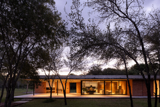 Perichón House / ODB Arquitectos Perichón House / ODB Arquitectos - Image 26 of 36