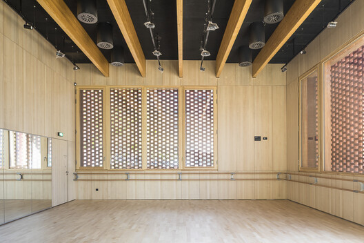 Jacques Prévert Public Services Center / HEMAA Architectes Jacques Prévert Public Services Center / HEMAA Architectes - Interior Photography, Wood