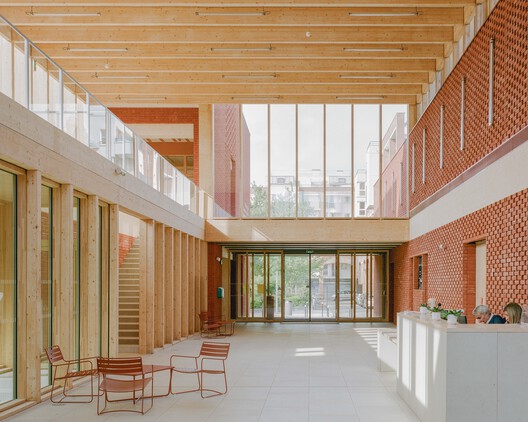 Jacques Prévert Public Services Center / HEMAA Architectes Jacques Prévert Public Services Center / HEMAA Architectes - Interior Photography, Wood