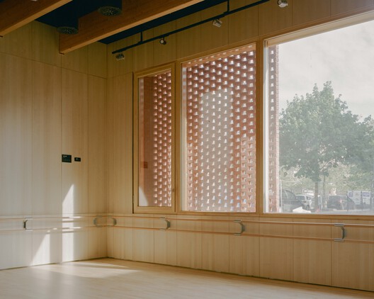 Jacques Prévert Public Services Center / HEMAA Architectes Jacques Prévert Public Services Center / HEMAA Architectes - Interior Photography, Wood