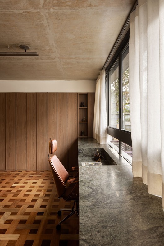 Floresta Apartment / VAGA arquitetura - Interior Photography, Wood, Chair