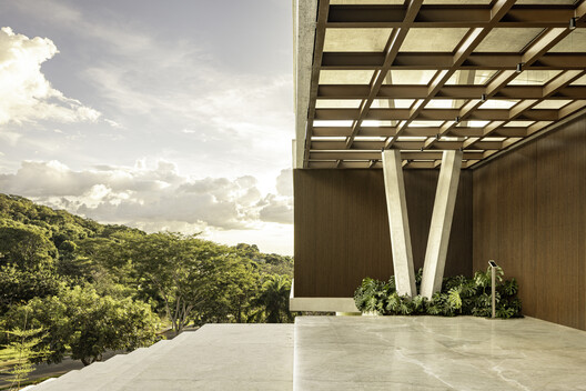 Espatódias House / Leo Romano Espatódias House / Leo Romano - Image 14 of 29