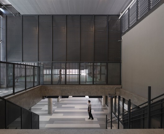 Bernoulli College Vale do Sereno / BCMF Arquitetos - Image 28 of 77