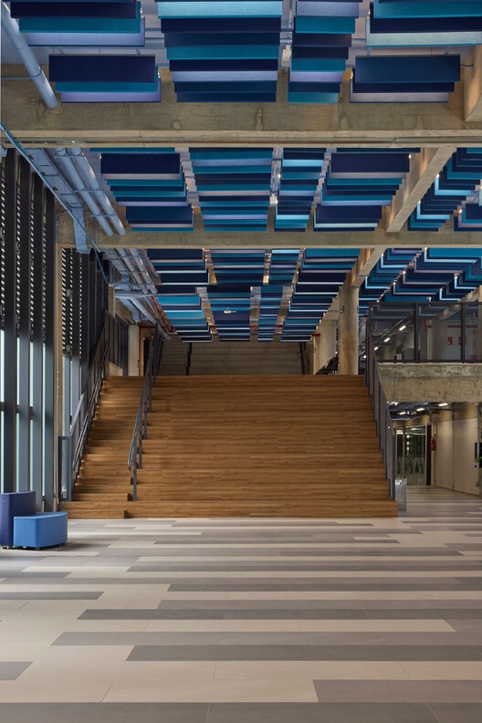 Bernoulli College Vale do Sereno / BCMF Arquitetos - Image 21 of 77