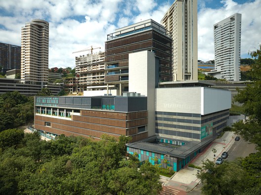 Bernoulli College Vale do Sereno / BCMF Arquitetos - Exterior Photography, Facade