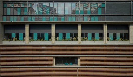 Bernoulli College Vale do Sereno / BCMF Arquitetos - Exterior Photography, Glass