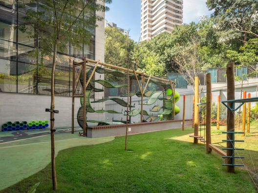 Bernoulli College Vale do Sereno / BCMF Arquitetos - Exterior Photography