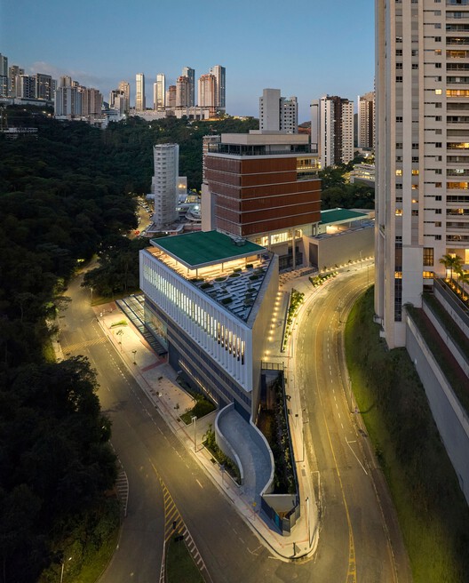 Bernoulli College Vale do Sereno / BCMF Arquitetos - Exterior Photography