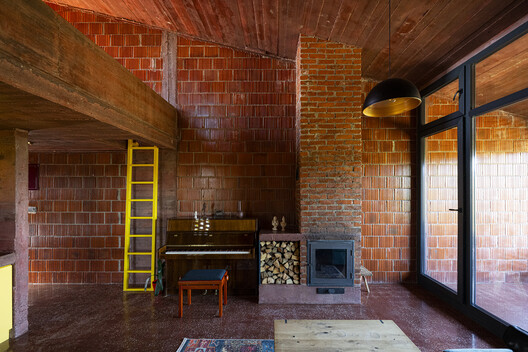 Casa Sejaca / G+A Architect - Fotografía interior, Ladrillo, Madera, Fijación Vigas
