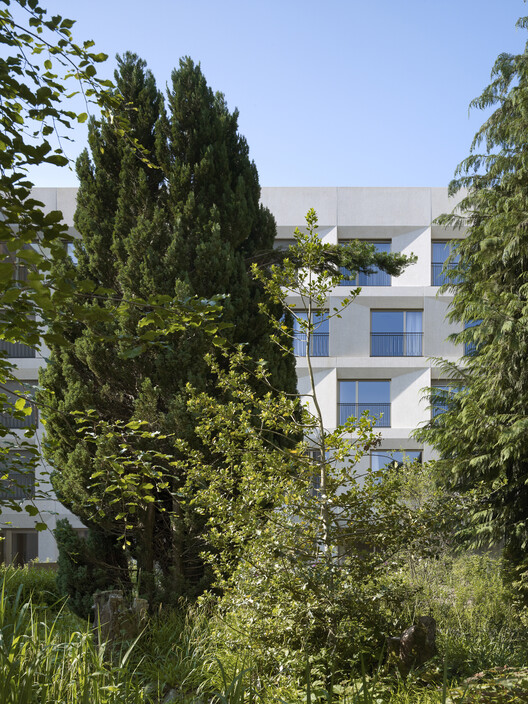 Centro de Salud Rosenthal / kit Centro de Salud Rosenthal / kit - Fotografía exterior
