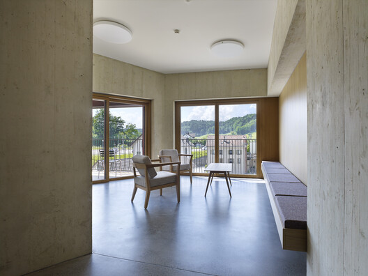 Centro de Salud Rosenthal / kit Centro de Salud Rosenthal / kit - Fotografía interior, Comedor, Madera, Concreto