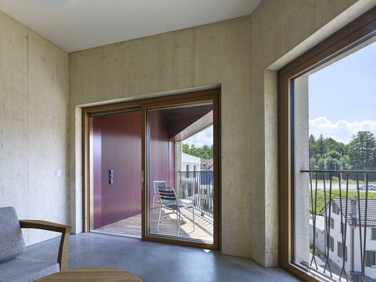 Centro de Salud Rosenthal / kit Centro de Salud Rosenthal / kit - Fotografía interior, Madera, Concreto, Balcón