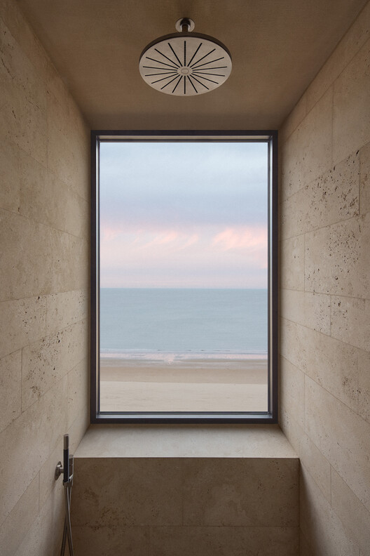 V Penthouse  / Merckx-Holvoet Architects - Image 24 of 27