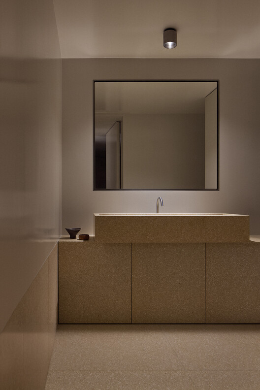 V Penthouse  / Merckx-Holvoet Architects - Image 25 of 27
