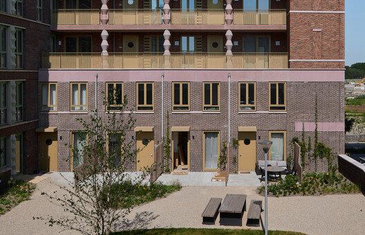 Singelblok / BureauVanEig + INBO Singelblok / BureauVanEig + INBO - Fotografía exterior