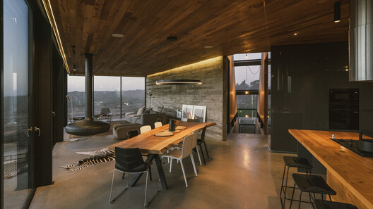 Casa 22 / Loft 7 Casa 22 / Loft 7 - Fotografía interior, Comedor, Madera, Iluminación, Sillas, Fijación Vigas