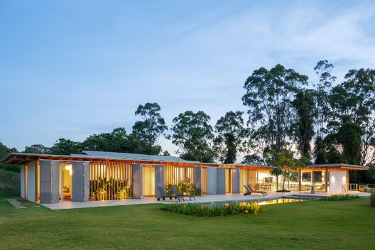 Casa Itu / Nitsche Arquitetos Casa Itu / Nitsche Arquitetos - Image 35 of 47