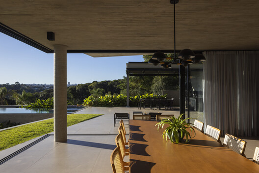 Enlevo Residence / Drucker Arquitetos Associados Enlevo Residence / Drucker Arquitetos Associados - Interior Photography, Dining room, Beam