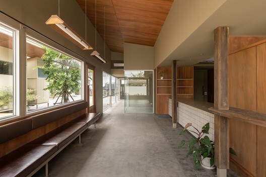 La Balance Clinic / Only Human La Balance Clinic / Only Human - Interior Photography, Wood