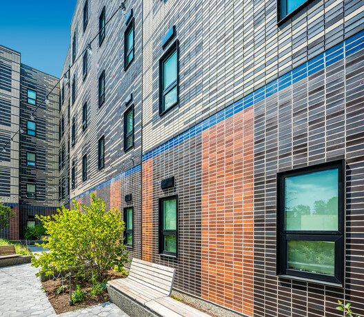 How Can Thin Brick Support High-Performance Buildings? How Can Thin Brick Support High-Performance Buildings? - Image 6 of 9