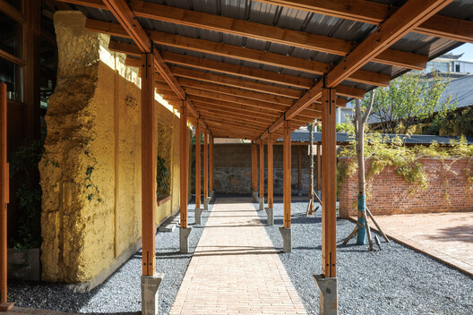 Librairie Avant-Garde Huize Baiwu Bookstore / Jiakun Architects Librairie Avant-Garde Huize Baiwu Bookstore / Jiakun Architects - Image 29 of 37