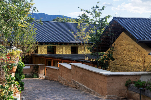 Librairie Avant-Garde Huize Baiwu Bookstore / Jiakun Architects Librairie Avant-Garde Huize Baiwu Bookstore / Jiakun Architects - Image 2 of 37