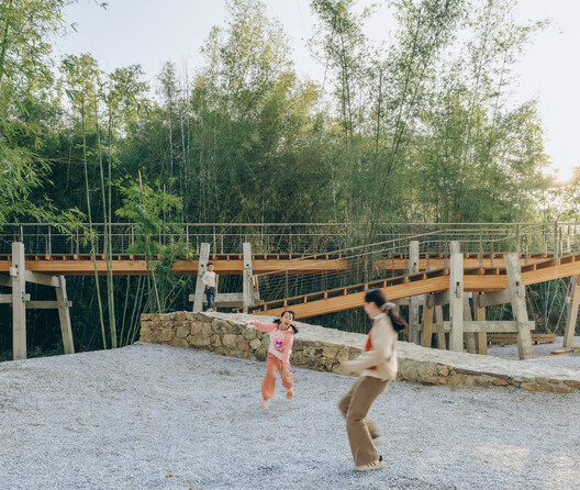 Huizhou Vernacular Historic Bridges Micro-Museum / LUO studio - Exterior Photography, Wood
