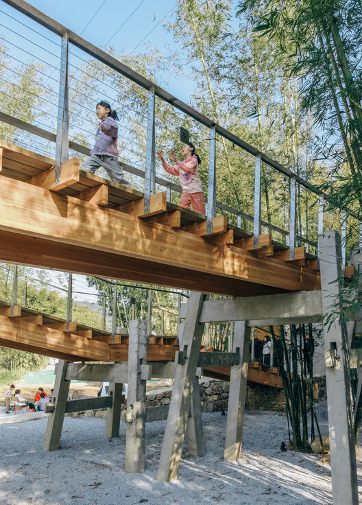 Huizhou Vernacular Historic Bridges Micro-Museum / LUO studio - Exterior Photography, Wood