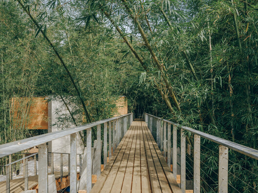 Huizhou Vernacular Historic Bridges Micro-Museum / LUO studio - Exterior Photography, Wood, Deck, Handrail