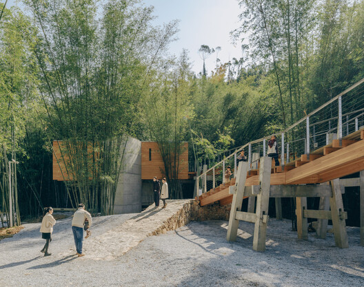 Huizhou Vernacular Historic Bridges Micro-Museum / LUO studio - Exterior Photography, Wood