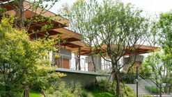 Luxelakes - CorNori Commercial Park / Atelier OO