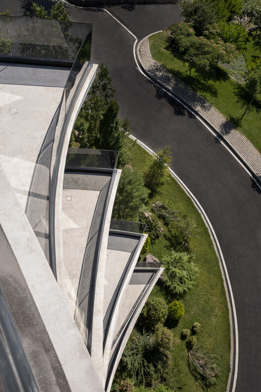 A Proposal for a New World Map and Two New Sports Complexes: This Week’s Review - Image 36 of 54