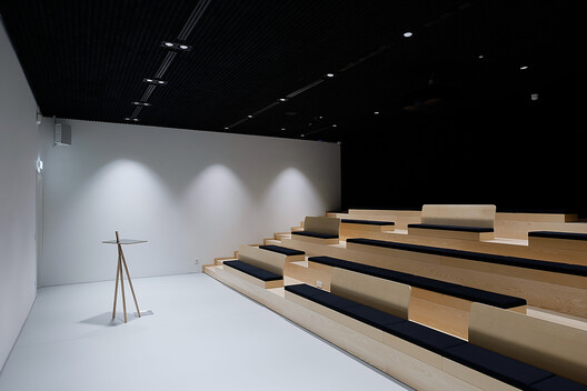 VISTA Science Experience Center / STUDIO MAKS VISTA Science Experience Center / STUDIO MAKS - Imagem 5 de 17